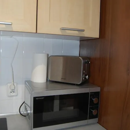 Halo Apartman *